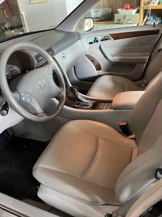 2002 Mercedes-Benz W203 C-Class - Image 3 of 6