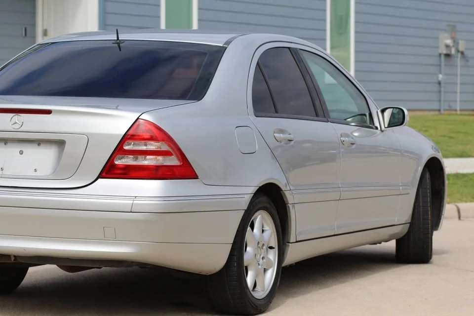 2002 Mercedes-Benz W203 C-Class - Image 4 of 14