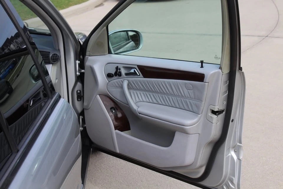 2002 Mercedes-Benz W203 C-Class - Image 9 of 14