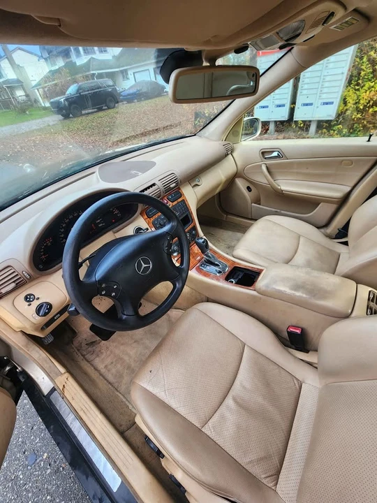 2002 Mercedes-Benz W203 C-Class - Image 5 of 8