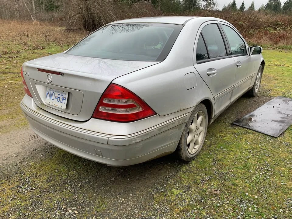 2002 Mercedes-Benz W203 C-Class - Image 2 of 3