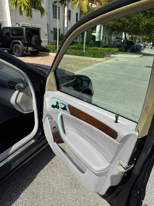 2002 Mercedes-Benz W203 C-Class - Image 10 of 12