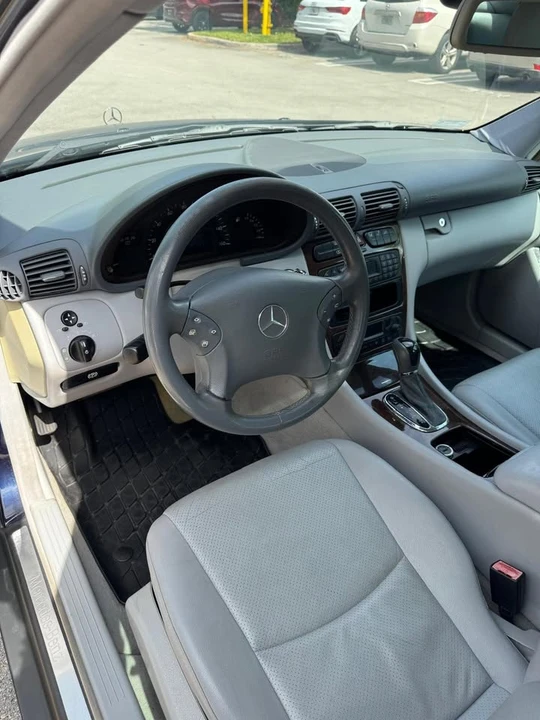 2002 Mercedes-Benz W203 C-Class - Image 6 of 12