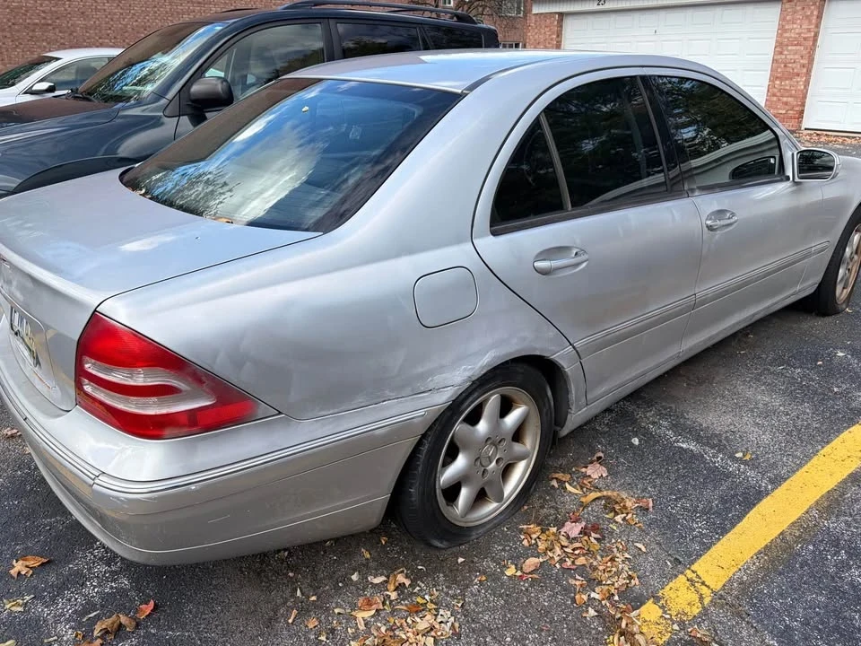 2002 Mercedes-Benz W203 C-Class - Image 2 of 3