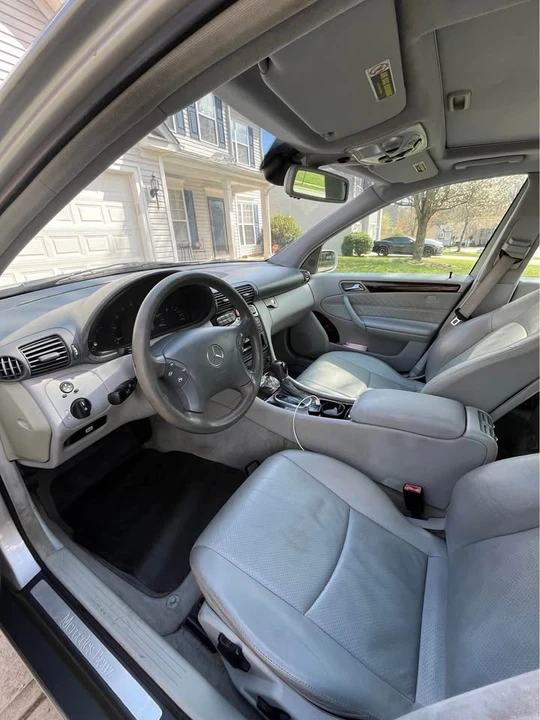 2002 Mercedes-Benz W203 C-Class - Image 2 of 8