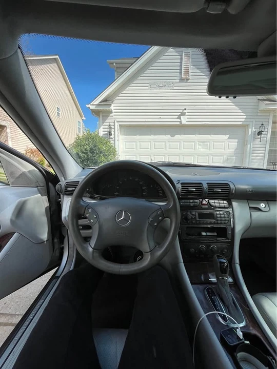 2002 Mercedes-Benz W203 C-Class - Image 3 of 8