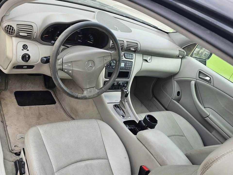 2002 Mercedes-Benz W203 C-Class - Image 6 of 10