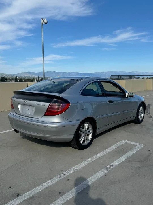 2002 Mercedes-Benz W203 C-Class - Image 4 of 18