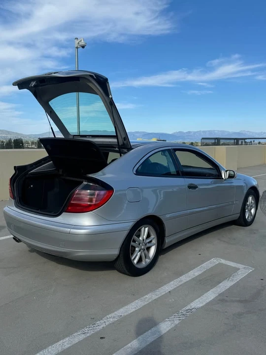 2002 Mercedes-Benz W203 C-Class - Image 6 of 20