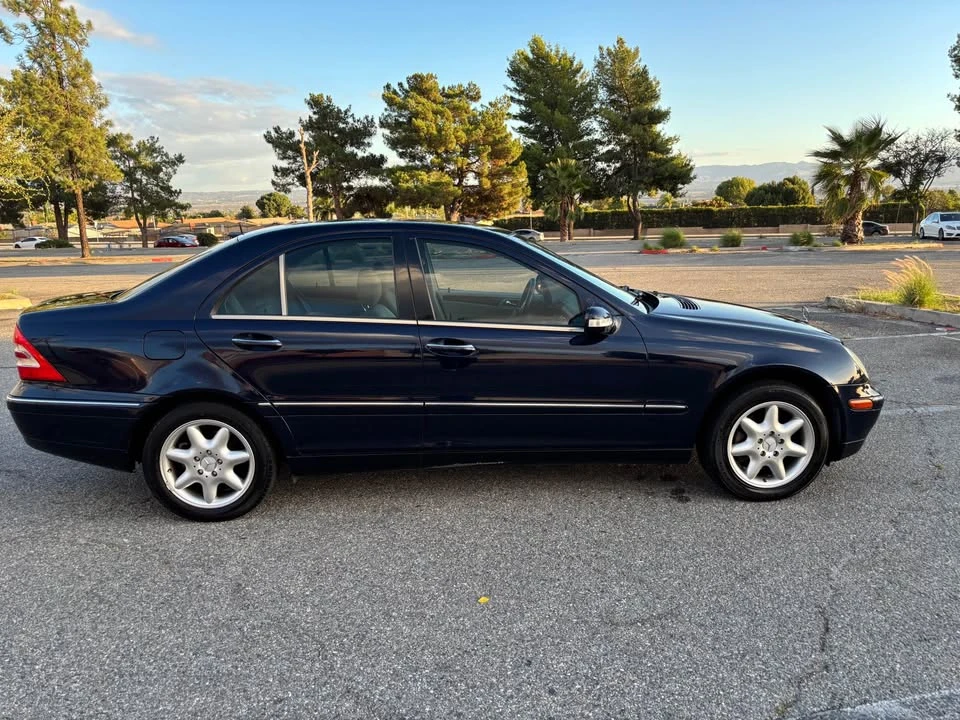 2002 Mercedes-Benz W203 C-Class - Image 6 of 14