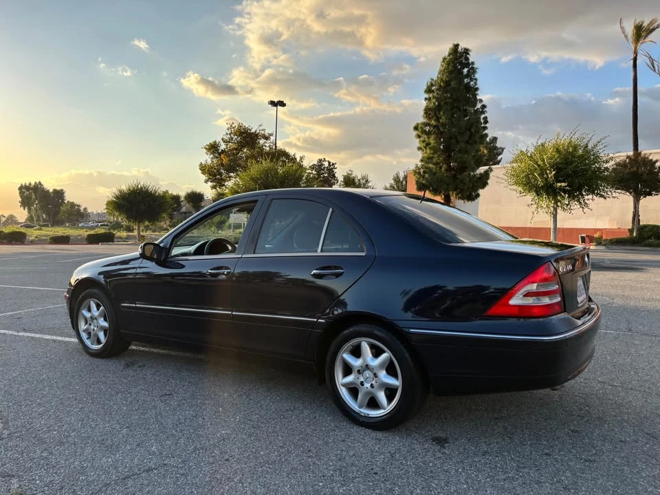 2002 Mercedes-Benz W203 C-Class - Image 3 of 14