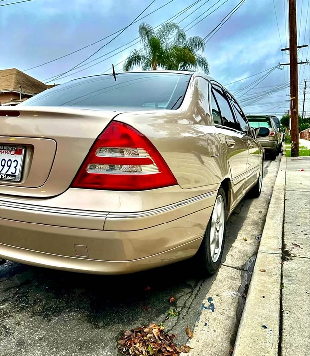 2002 Mercedes-Benz W203 C-Class - Image 5 of 16