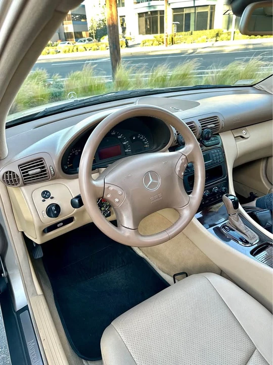 2002 Mercedes-Benz W203 C-Class - Image 12 of 19