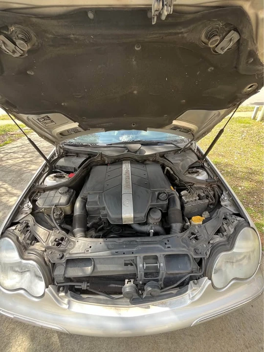 2002 Mercedes-Benz W203 C-Class - Image 10 of 12