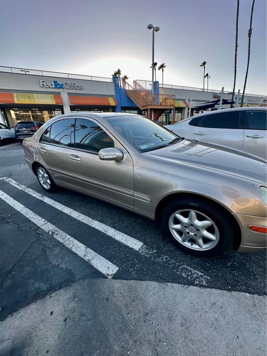 2002 Mercedes-Benz W203 C-Class - Image 3 of 19