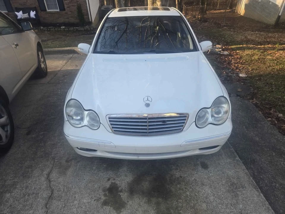 2002 Mercedes-Benz W203 C-Class - Image 2 of 5