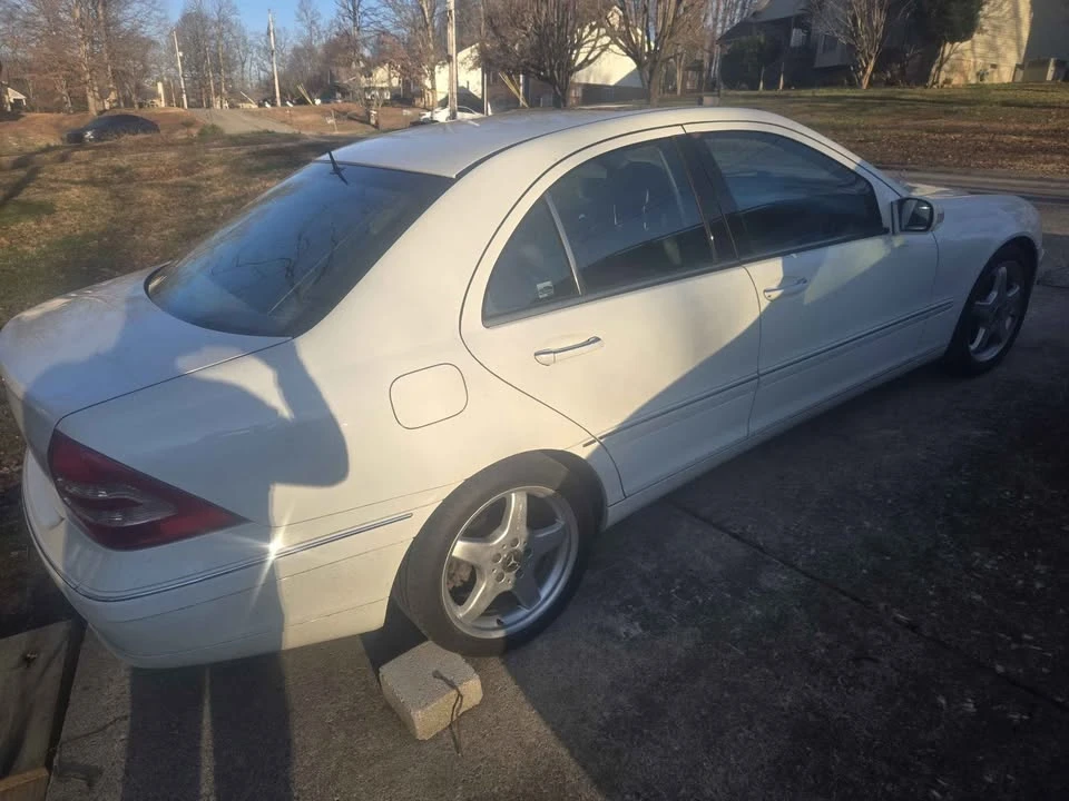 2002 Mercedes-Benz W203 C-Class - Image 3 of 5