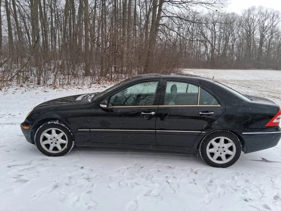 2002 Mercedes-Benz W203 C-Class - Image 2 of 16