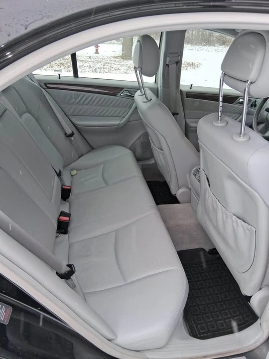 2002 Mercedes-Benz W203 C-Class - Image 8 of 16