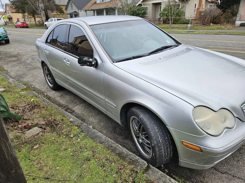 2002 Mercedes-Benz W203 C-Class - Image 2 of 5