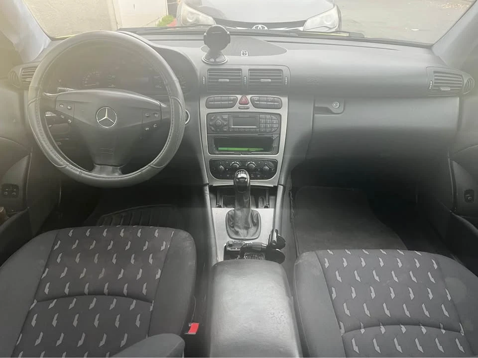 2002 Mercedes-Benz W203 C-Class - Image 3 of 4