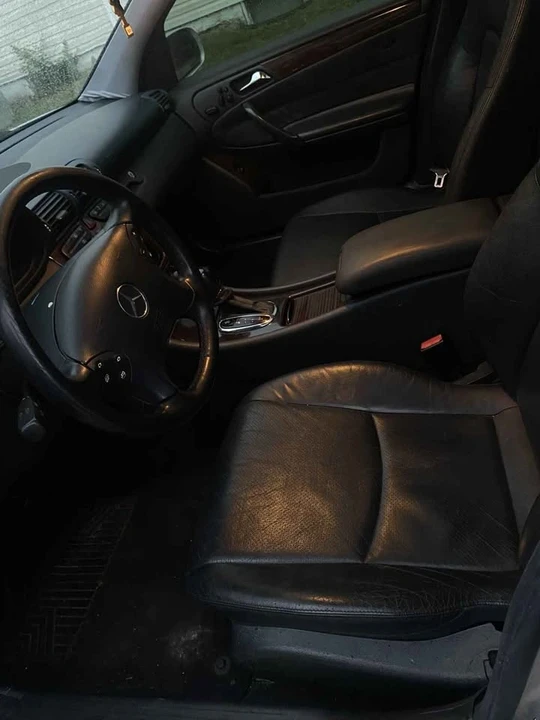 2002 Mercedes-Benz W203 C-Class - Image 5 of 7