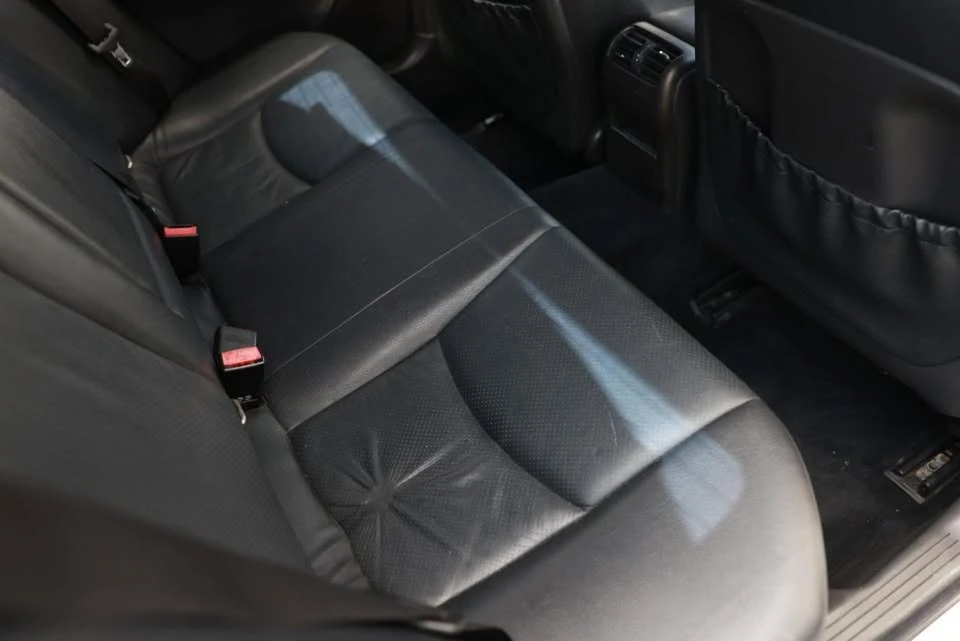 2002 Mercedes-Benz W203 C-Class - Image 12 of 20