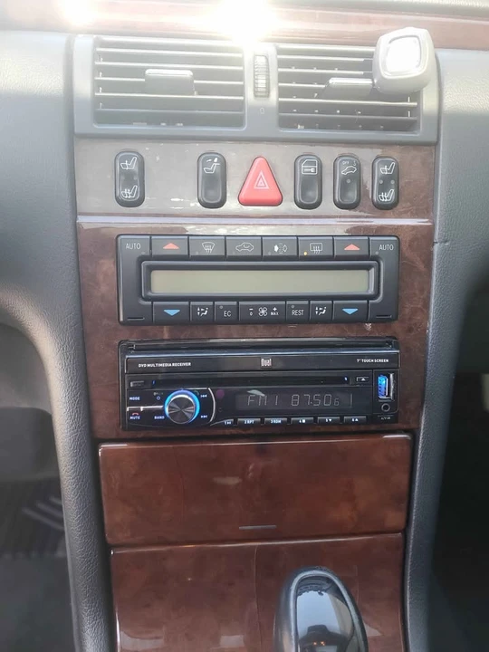 2002 Mercedes-Benz W210 E-Class - Image 6 of 12
