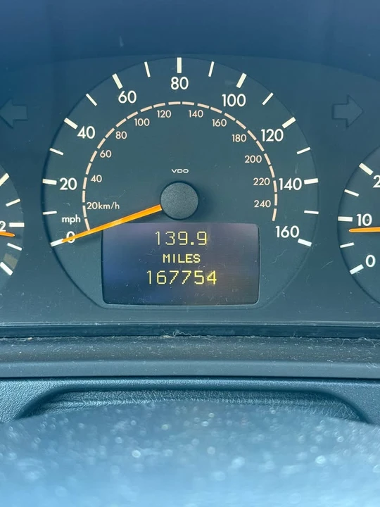 2002 Mercedes-Benz W210 E-Class - Image 7 of 9