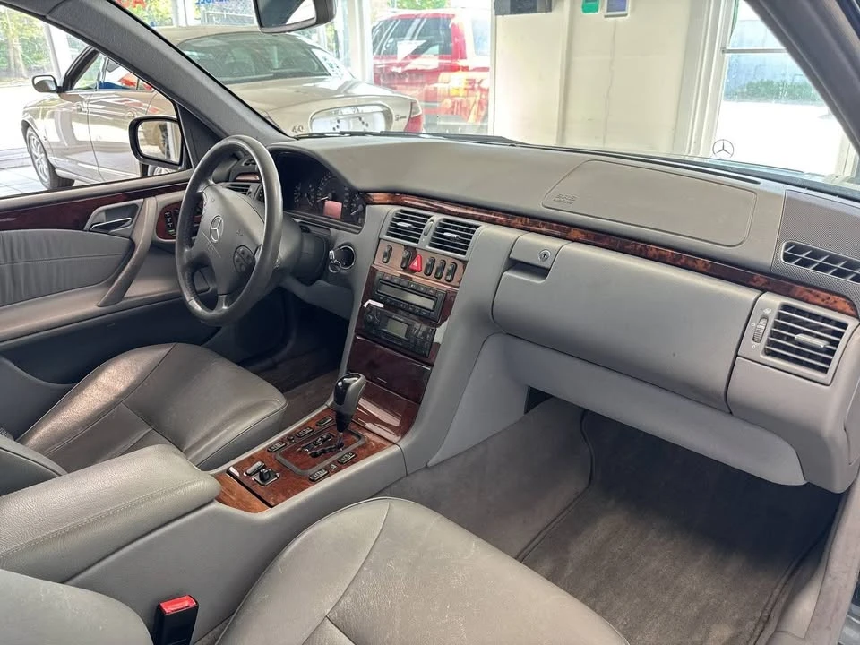 2002 Mercedes-Benz W210 E-Class - Image 9 of 13