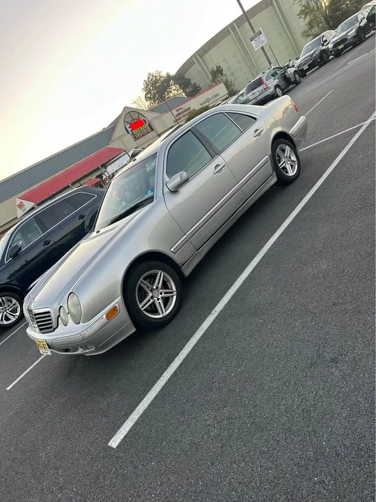 2002 Mercedes-Benz W210 E-Class - Image 3 of 11