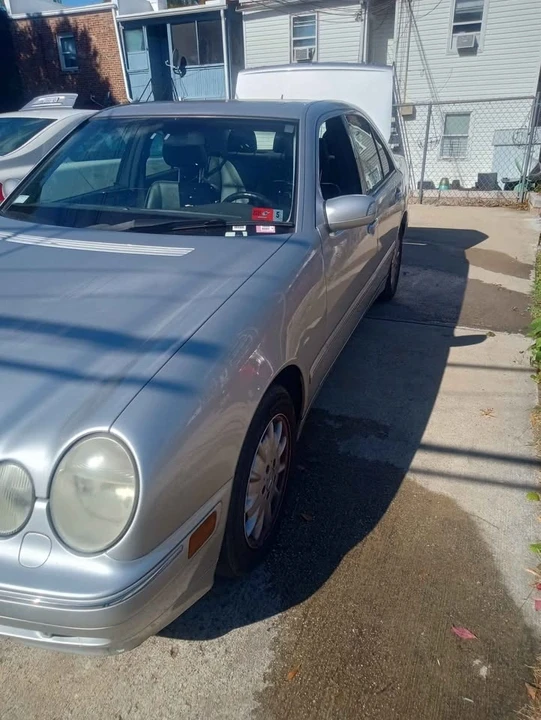 2002 Mercedes-Benz W210 E-Class - Image 2 of 11