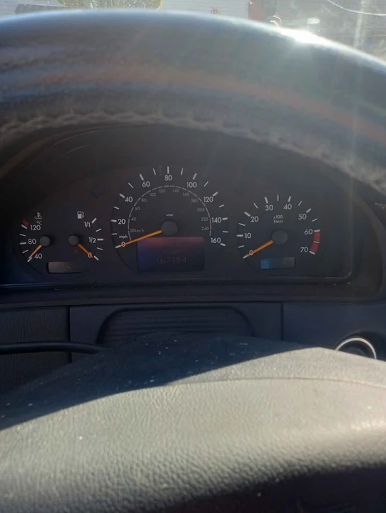 2002 Mercedes-Benz W210 E-Class - Image 10 of 11