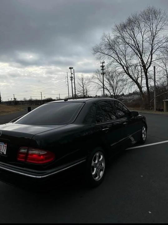 2002 Mercedes-Benz W210 E-Class - Image 2 of 10