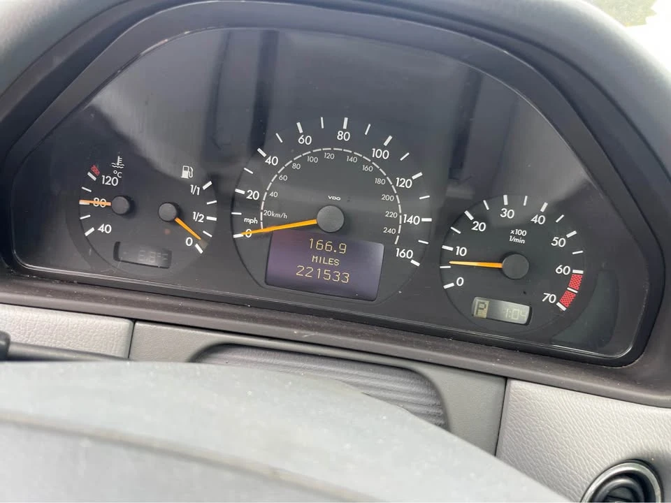 2002 Mercedes-Benz W210 E-Class - Image 10 of 11