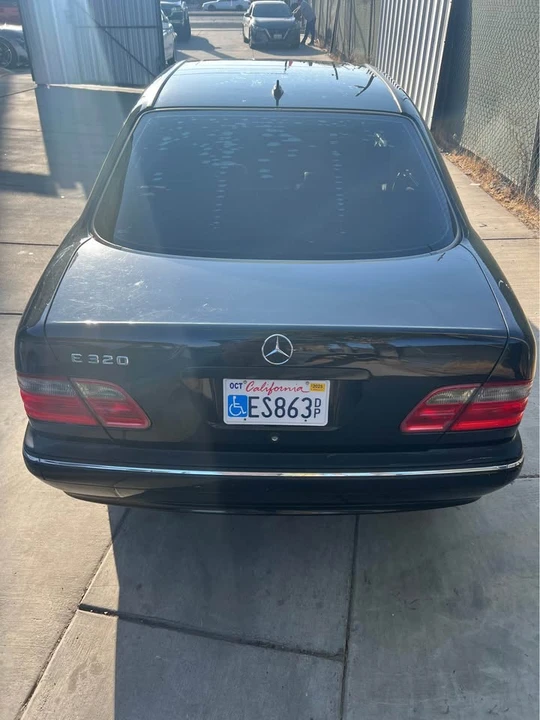 2002 Mercedes-Benz W210 E-Class - Image 11 of 12