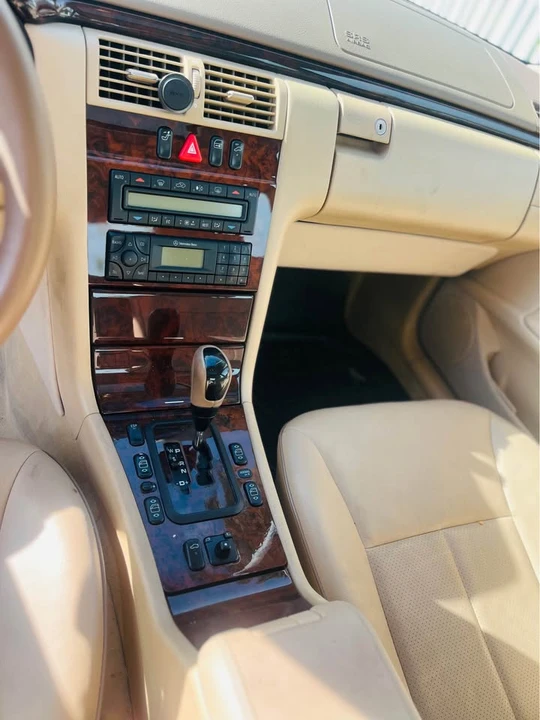 2002 Mercedes-Benz W210 E-Class - Image 7 of 9