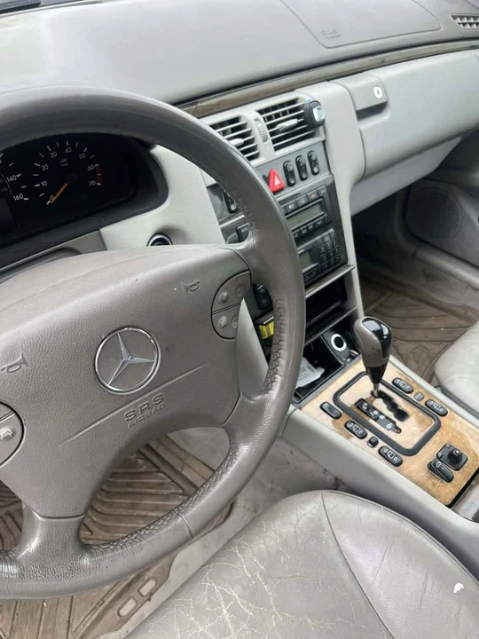 2002 Mercedes-Benz W210 E-Class - Image 11 of 12