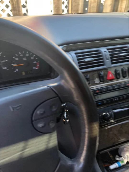 2002 Mercedes-Benz W210 E-Class - Image 11 of 18