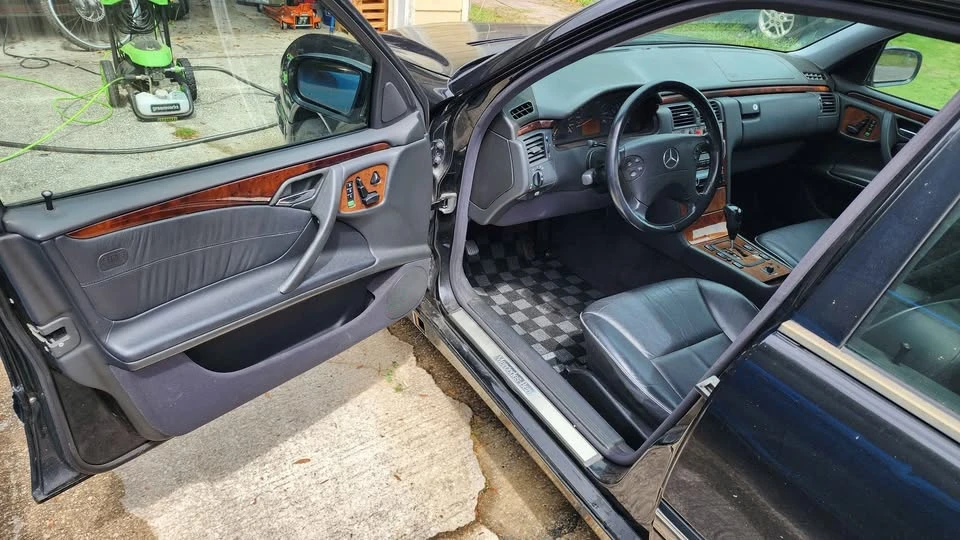 2002 Mercedes-Benz W210 E-Class - Image 8 of 16