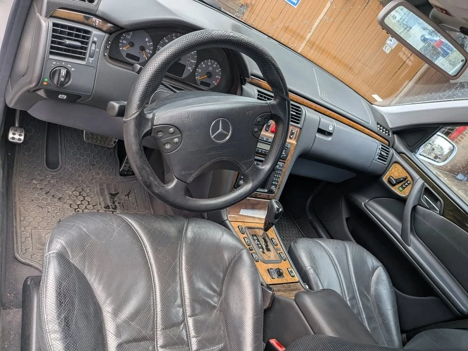 2002 Mercedes-Benz W210 E 36 & E 50 & E 55 & E 60 AMG - Image 12 of 14