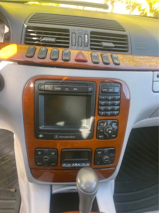 2002 Mercedes-Benz W220 S-Class - Image 11 of 15
