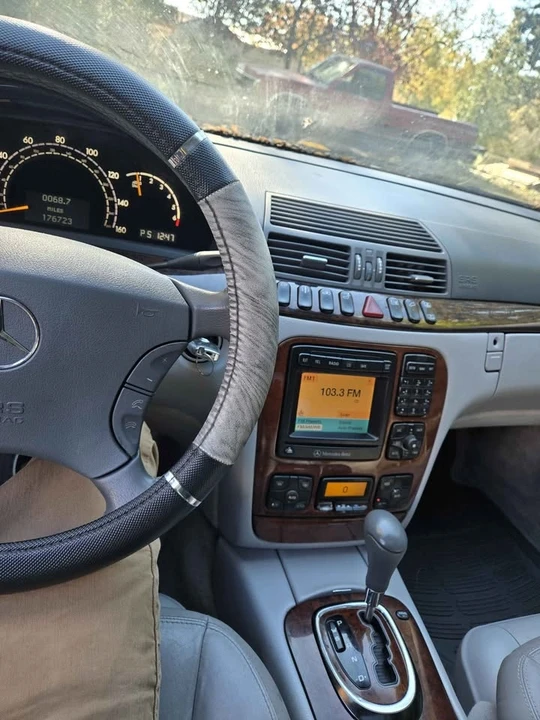 2002 Mercedes-Benz W220 S-Class - Image 9 of 12