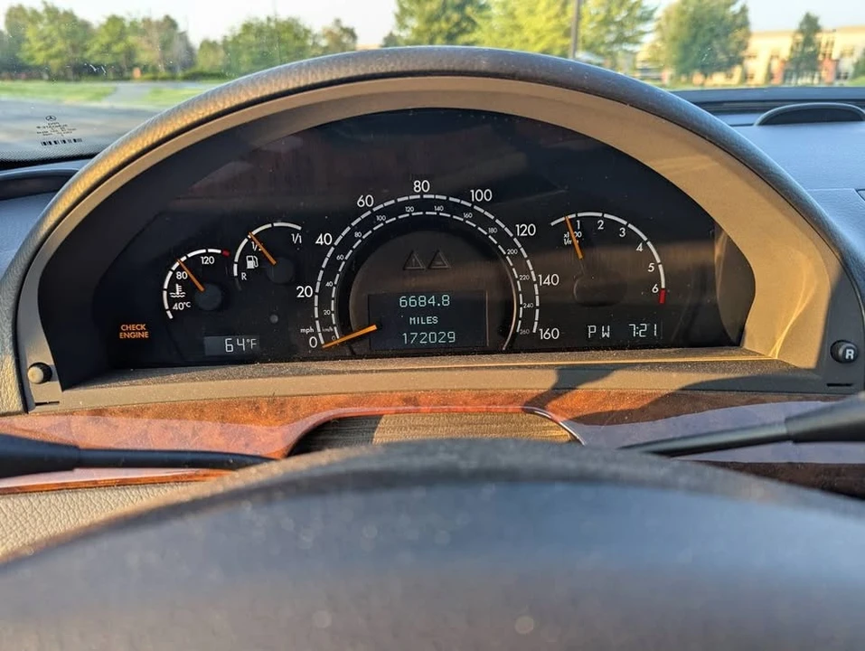 2002 Mercedes-Benz W220 S-Class - Image 10 of 13