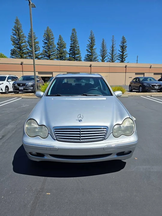 2002 Mercedes-Benz W203 C-Class - Image 2 of 10