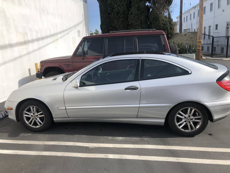 2002 Mercedes-Benz W203 C-Class - Image 3 of 3