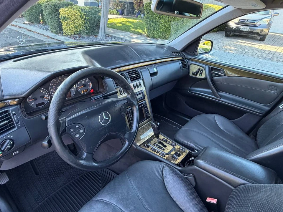 2002 Mercedes-Benz W210 E 36 & E 50 & E 55 & E 60 AMG - Image 12 of 17