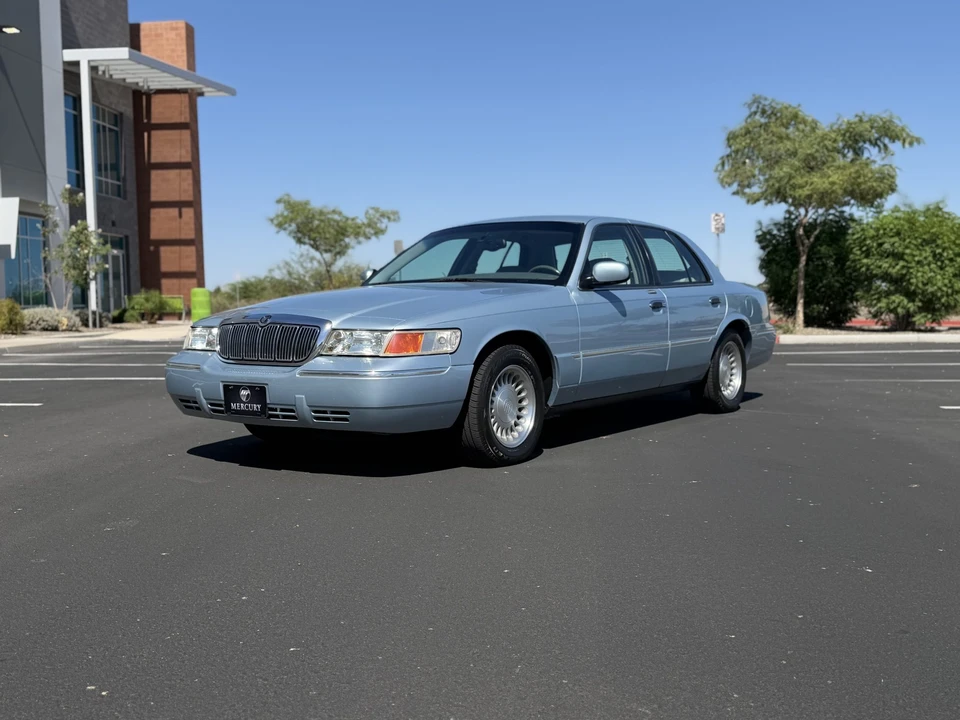 2002 Mercury Grand Marquis - Image 3 of 31