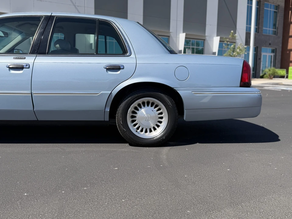 2002 Mercury Grand Marquis - Image 31 of 31