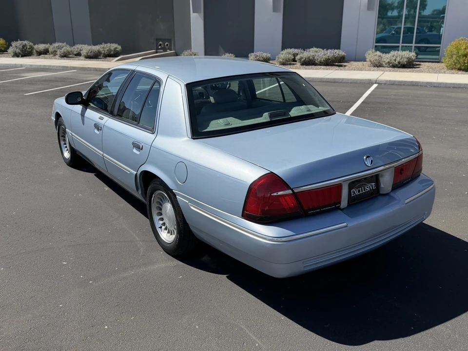2002 Mercury Grand Marquis - Image 6 of 31
